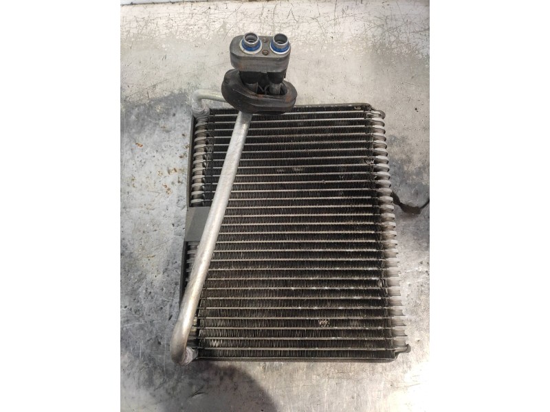 Recambio de evaporador aire acondicionado para kia carnival 2.9 crdi cat referencia OEM IAM   