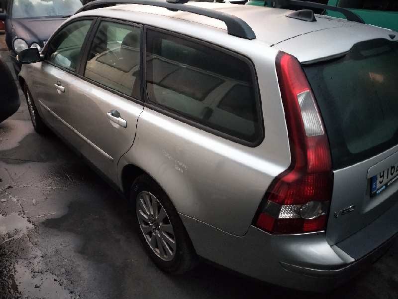 volvo v50 familiar del año 2007