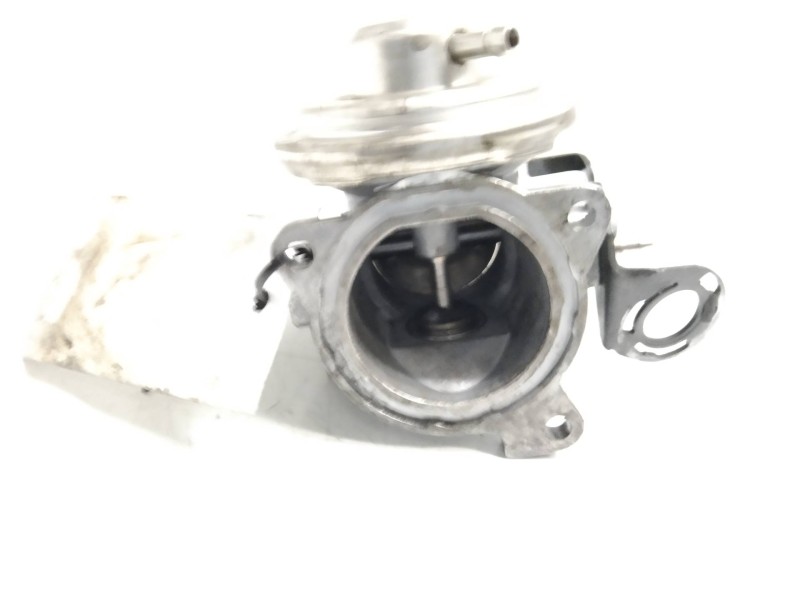 Recambio de valvula egr para volkswagen polo (9n1) highline referencia OEM IAM 038129637B  