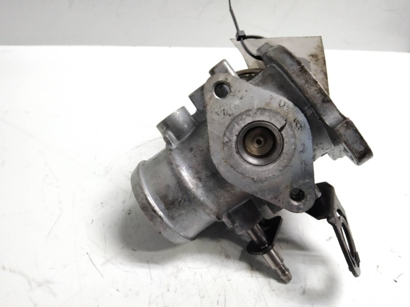 Recambio de valvula egr para volkswagen polo (9n1) highline referencia OEM IAM 038129637B  