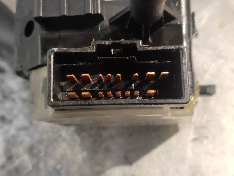 Recambio de mando luces para kia carnival 2.9 crdi cat referencia OEM IAM 934104D200  