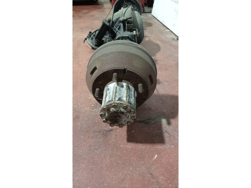 Recambio de puente trasero para renault b 120.65 sofim referencia OEM IAM  RUEDA GEMELA TAMBOR