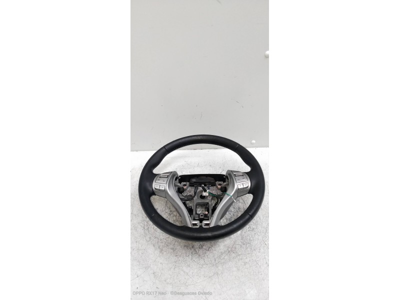 Recambio de volante para nissan x-trail (t32) acenta referencia OEM IAM   