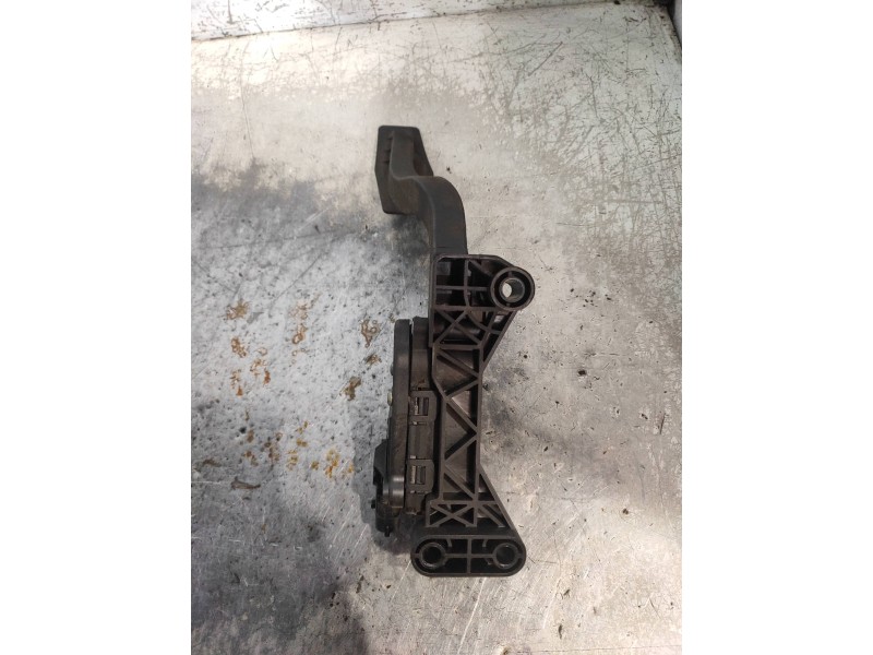 Recambio de potenciometro pedal para kia carnival 2.9 crdi cat referencia OEM IAM 327004DXXX 327004D 