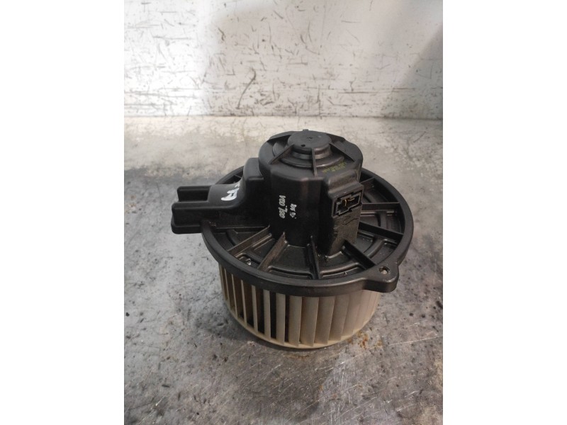 Recambio de motor calefaccion para kia carnival 2.9 crdi cat referencia OEM IAM F00S33F005  