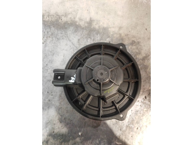 Recambio de motor calefaccion para kia carnival 2.9 crdi cat referencia OEM IAM F00S33F005  