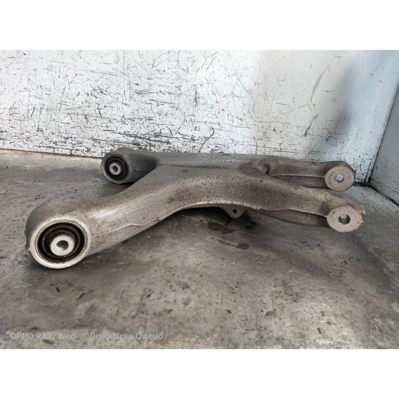 Recambio de brazo suspension inferior trasero izquierdo para audi a5 coupe (8t) 3.0 tdi quattro referencia OEM IAM 8K055311J  