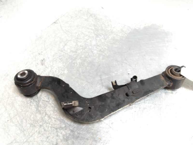 Recambio de brazo suspension inferior trasero derecho para toyota rav 4 (a3) 2.2 turbodiesel cat referencia OEM IAM   