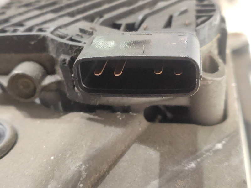 Recambio de motor limpia delantero para kia carnival 2.9 crdi cat referencia OEM IAM   