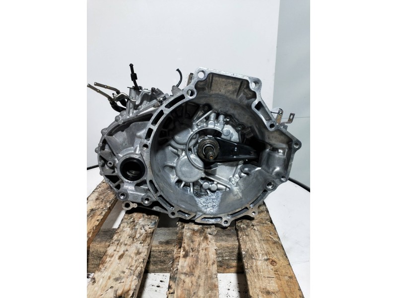 Recambio de caja cambios para mazda 6 lim. (gh) 2.0 crtd 140cv active (5-ptas.) referencia OEM IAM B2C2B FB2990101 B2C2B601X6