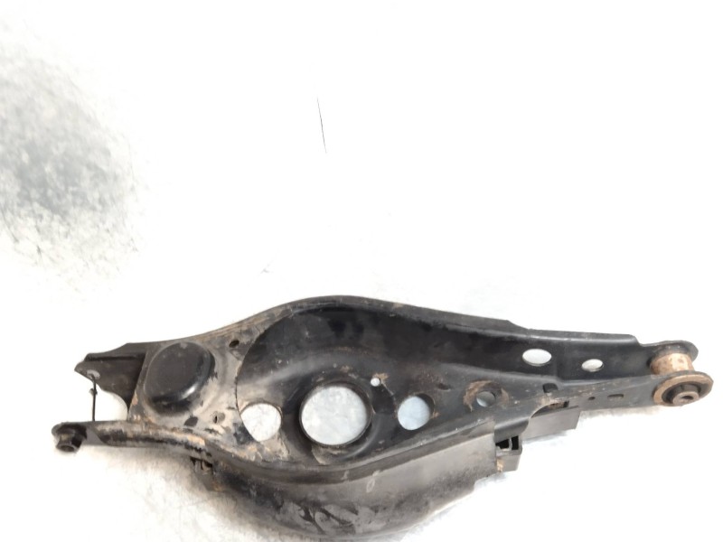 Recambio de brazo suspension inferior trasero derecho para toyota rav 4 (a3) 2.2 turbodiesel cat referencia OEM IAM   