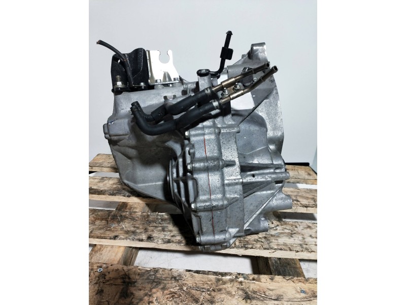 Recambio de caja cambios para mazda 6 lim. (gh) 2.0 crtd 140cv active (5-ptas.) referencia OEM IAM B2C2B FB2990101 B2C2B601X6