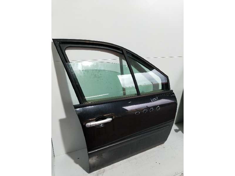 Recambio de puerta delantera derecha para renault scenic ii emotion referencia OEM IAM 7751477220  