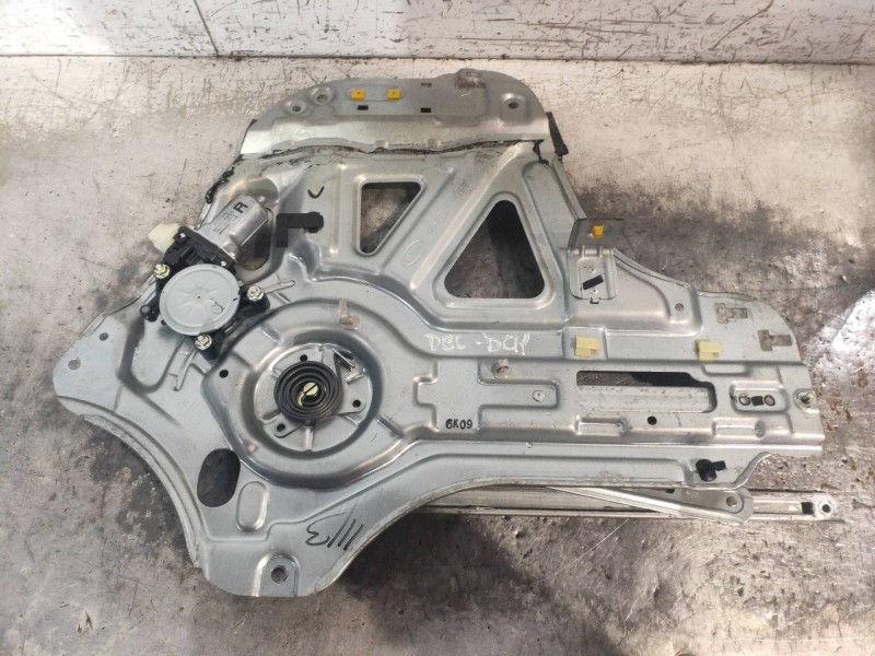 Recambio de elevalunas delantero derecho para kia carnival 2.9 crdi cat referencia OEM IAM 824604D000 2621003570 