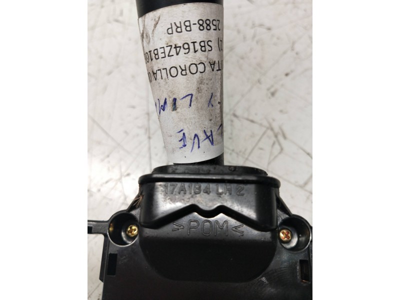 Recambio de mando limpia para toyota corolla (e11) 1.4 linea terra (5-ptas.) referencia OEM IAM 17A164  