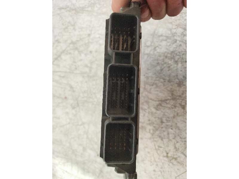 Recambio de centralita motor uce para renault megane ii classic berlina 1.9 dci diesel referencia OEM IAM 0281011275 8200305678  Recambio de centralita motor uce para renault megane ii classic berlina 1.9 dci diesel referencia OEM IAM 0281011275 8200305678