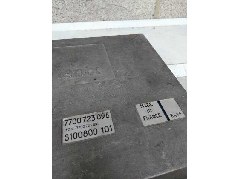 Recambio de centralita motor uce para renault 25 (b29) 2.2 referencia OEM IAM S100800101 7700723098 HOM7700723126
