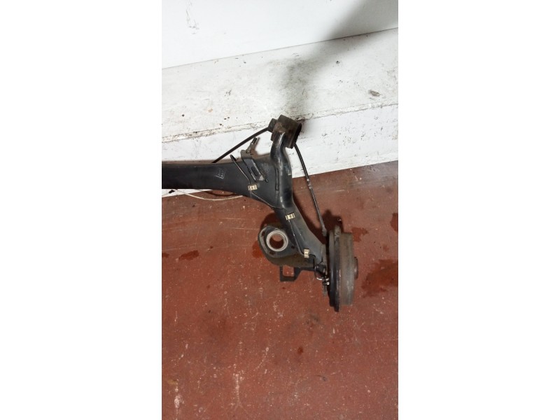 Recambio de puente trasero para volkswagen polo (9n1) 1.9 sdi referencia OEM IAM   TAMBOR