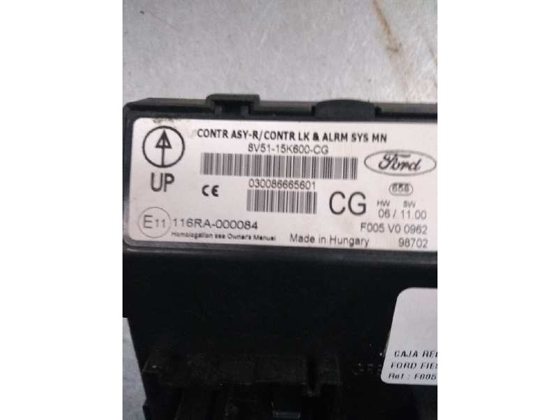 Recambio de caja reles / fusibles para ford fiesta (cb1) ambiente referencia OEM IAM F005V00962 8V5115K600CG 116RA000084 2027109