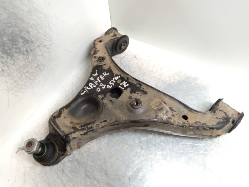 Recambio de brazo suspension inferior delantero izquierdo para volkswagen crafter caja cerrada referencia OEM IAM   