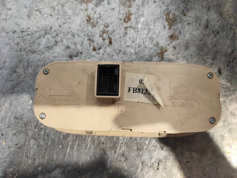 Recambio de mando calefaccion / aire acondicionado para kia carnival 2.9 crdi cat referencia OEM IAM 973404DXXX  