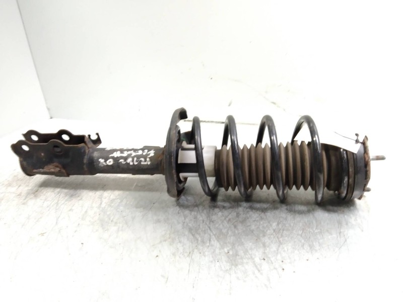 Recambio de amortiguador delantero derecho para ford fiesta (cb1) ambiente referencia OEM IAM 8V5118045BF 1713973 