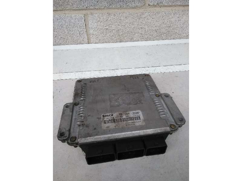 Recambio de centralita motor uce para renault laguna ii (bg0) referencia OEM IAM 0281010297 HOM8200048297 8200164156 Recambio de centralita motor uce para renault laguna ii (bg0) referencia OEM IAM 0281010297 HOM8200048297 8200164156