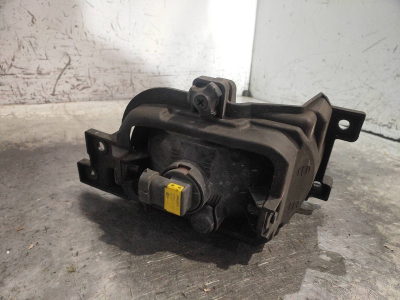 Recambio de faro antiniebla derecho para kia carnival 2.9 crdi cat referencia OEM IAM   