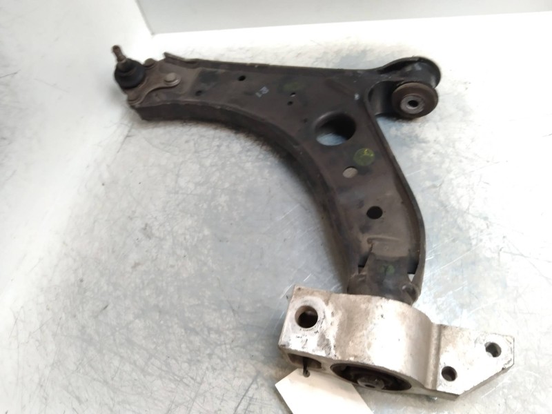 Recambio de brazo suspension inferior delantero izquierdo para volkswagen caddy ka/kb (2k) 1.9 tdi referencia OEM IAM   