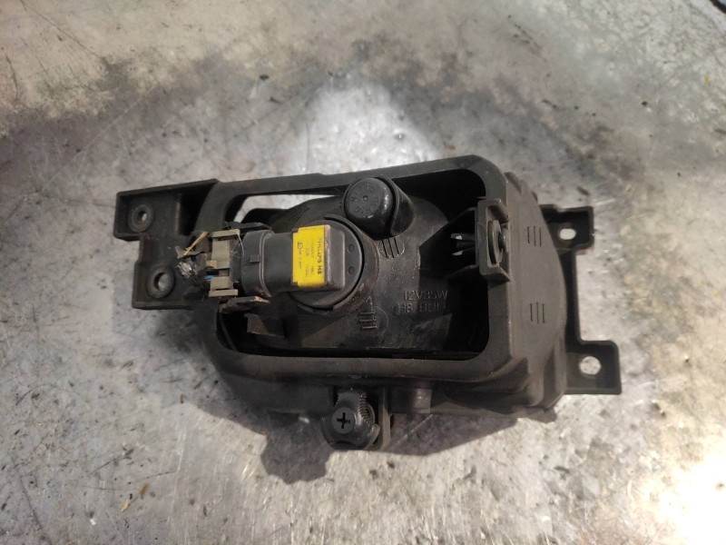 Recambio de faro antiniebla izquierdo para kia carnival 2.9 crdi cat referencia OEM IAM   
