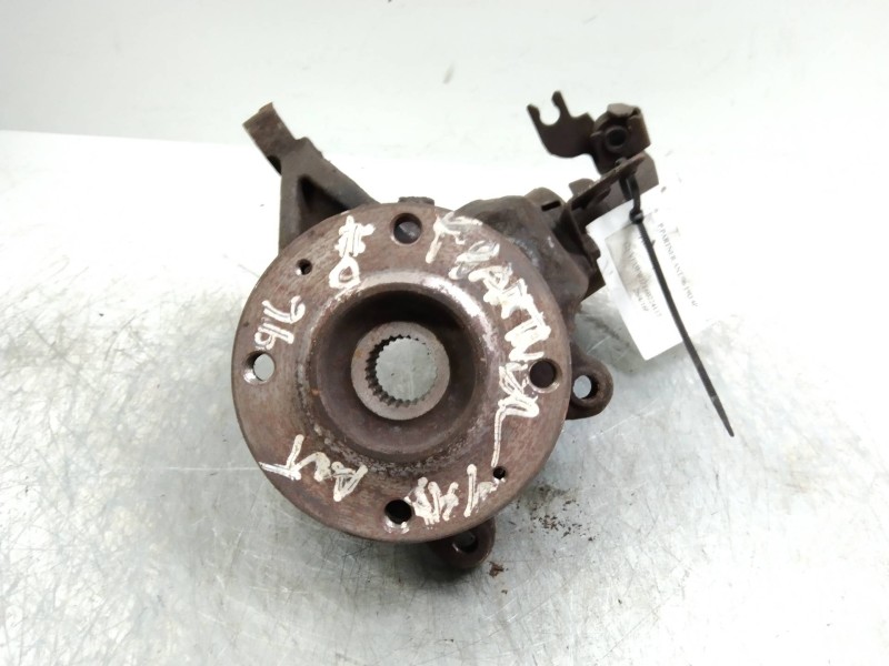 Recambio de mangueta delantera derecha para peugeot partner (s2) referencia OEM IAM    Recambio de mangueta delantera derecha para peugeot partner (s2) referencia OEM IAM