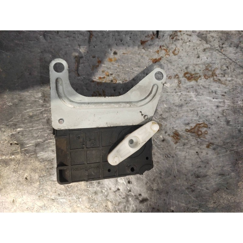 Recambio de motor apertura trampillas climatizador para kia carnival 2.9 crdi cat referencia OEM IAM H400730530C  