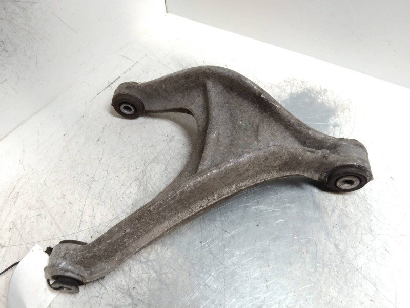 Recambio de brazo suspension inferior trasero derecho para citroen c6 2.7 v6 hdi fap cat (uhz / dt17ted4) referencia OEM IAM   