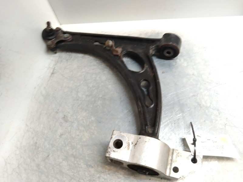Recambio de brazo suspension inferior delantero izquierdo para volkswagen golf v berlina (1k1) gti referencia OEM IAM   
