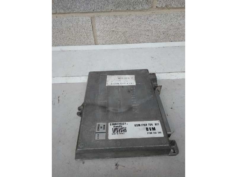Recambio de centralita motor uce para renault 25 (b29) 2.2 referencia OEM IAM S100806101D HOM7700734611 7700736391