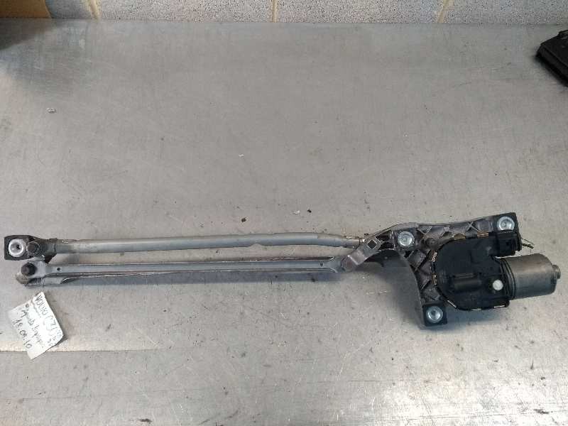 Recambio de motor limpia delantero para volvo c30 2.0 16v cat referencia OEM IAM 0390241924 30699344 3397020756 30699342