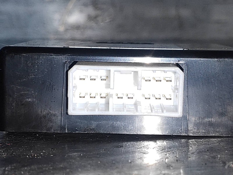 Recambio de modulo electronico para kia carnival 2.9 crdi cat referencia OEM IAM 957004D000  