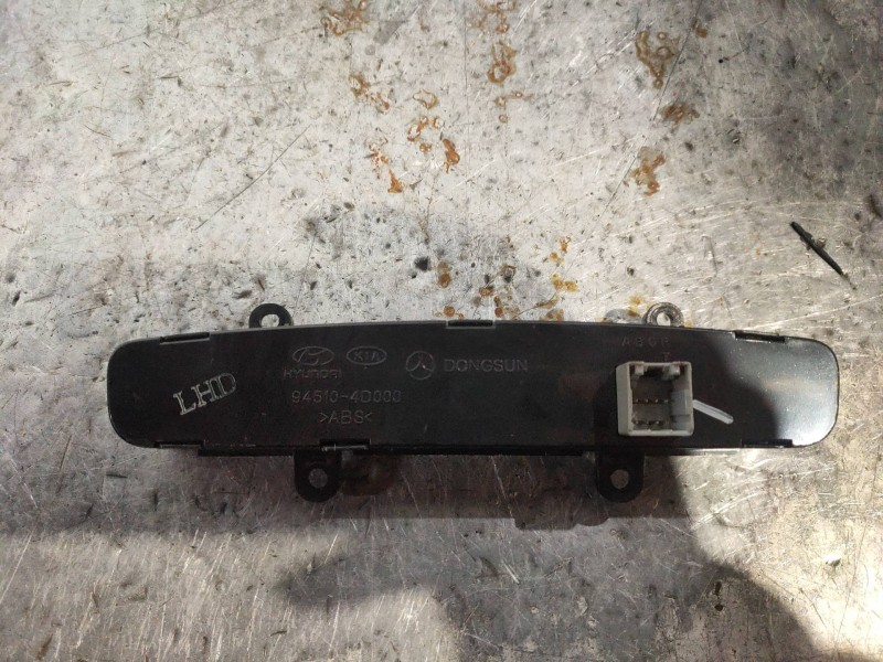 Recambio de pantalla multifuncion para kia carnival 2.9 crdi cat referencia OEM IAM 945104D000  