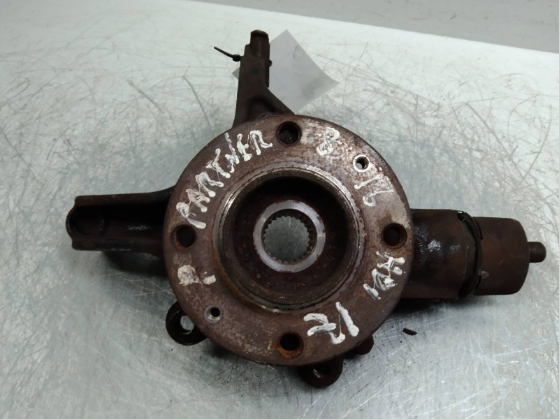 Recambio de mangueta delantera izquierda para peugeot partner kasten confort l1 referencia OEM IAM   