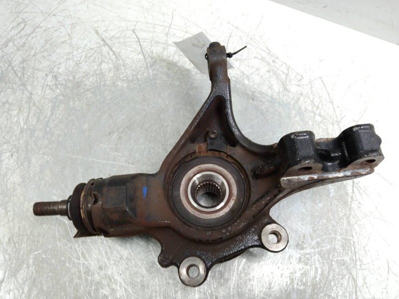 Recambio de mangueta delantera izquierda para peugeot partner kasten confort l1 referencia OEM IAM   