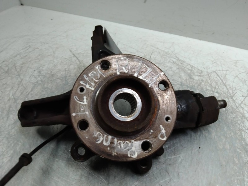 Recambio de mangueta delantera izquierda para peugeot partner kombi outdoor referencia OEM IAM   