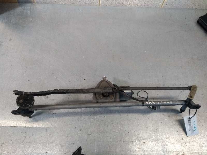 Recambio de motor limpia delantero para volvo serie 940 berlina/familiar 2.3 gle familiar referencia OEM IAM 403444 3518120 