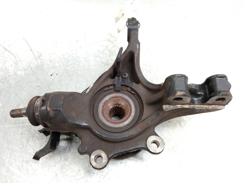 Recambio de mangueta delantera izquierda para peugeot partner kasten confort l1 referencia OEM IAM   