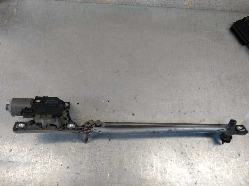 Recambio de motor limpia delantero para volvo v50 familiar 2.0 d kinetic referencia OEM IAM 0390241924 3099344 3397020756 306993