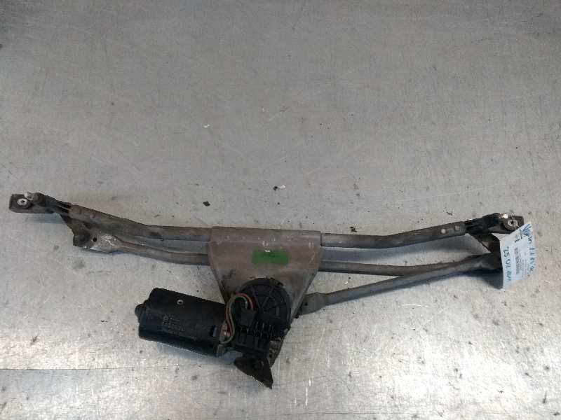 Recambio de motor limpia delantero para volvo serie 460 2.0 cat referencia OEM IAM 0390246313  