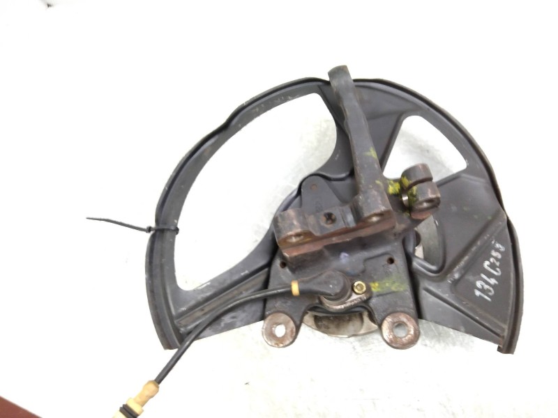 Recambio de mangueta delantera izquierda para porsche 944 2.5 referencia OEM IAM    Recambio de mangueta delantera izquierda para porsche 944 2.5 referencia OEM IAM