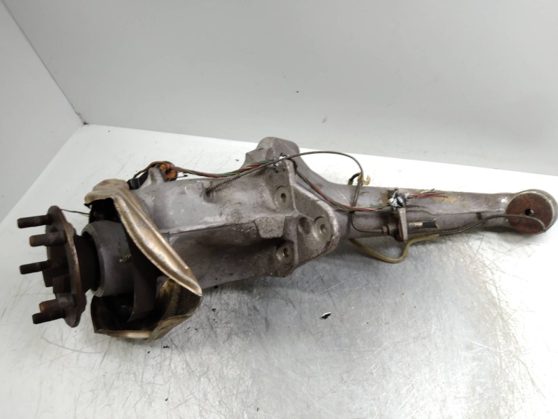 Recambio de mangueta trasera izquierda para porsche 944 turbo coupe referencia OEM IAM   
