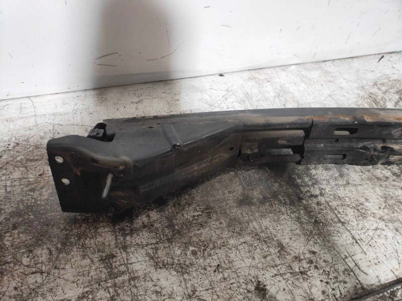 Recambio de refuerzo paragolpes trasero para kia carnival 2.9 crdi cat referencia OEM IAM   