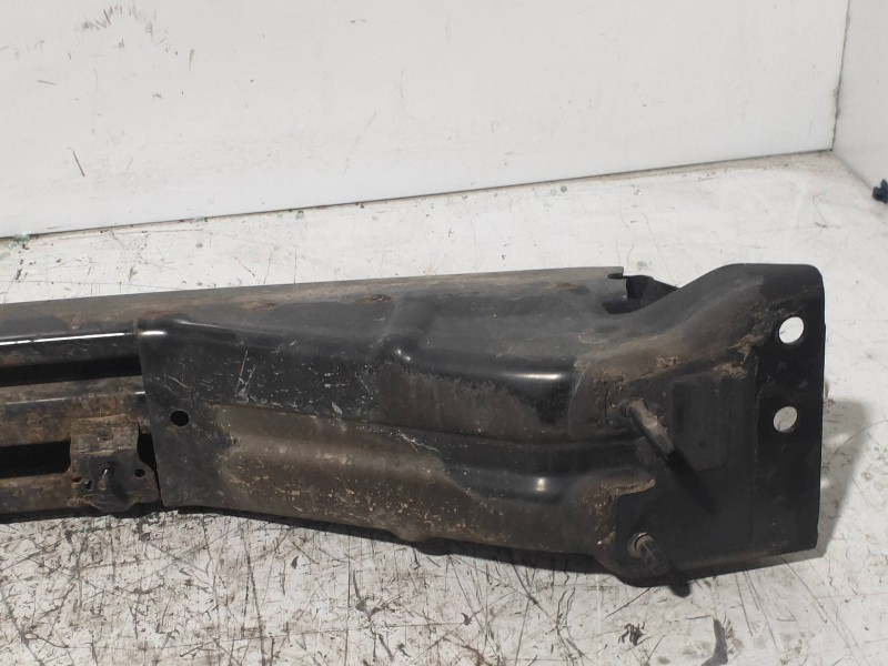 Recambio de refuerzo paragolpes trasero para kia carnival 2.9 crdi cat referencia OEM IAM   