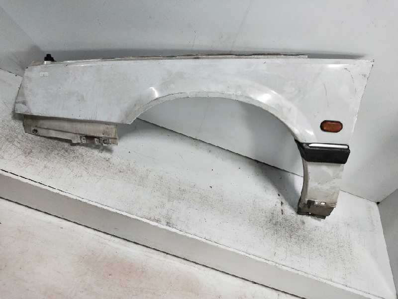 Recambio de aleta delantera izquierda para renault 25 (b29) ti referencia OEM IAM   